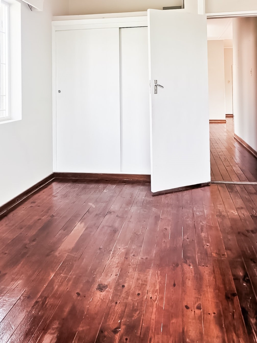 6 Bedroom Property for Sale in Port Nolloth Northern Cape